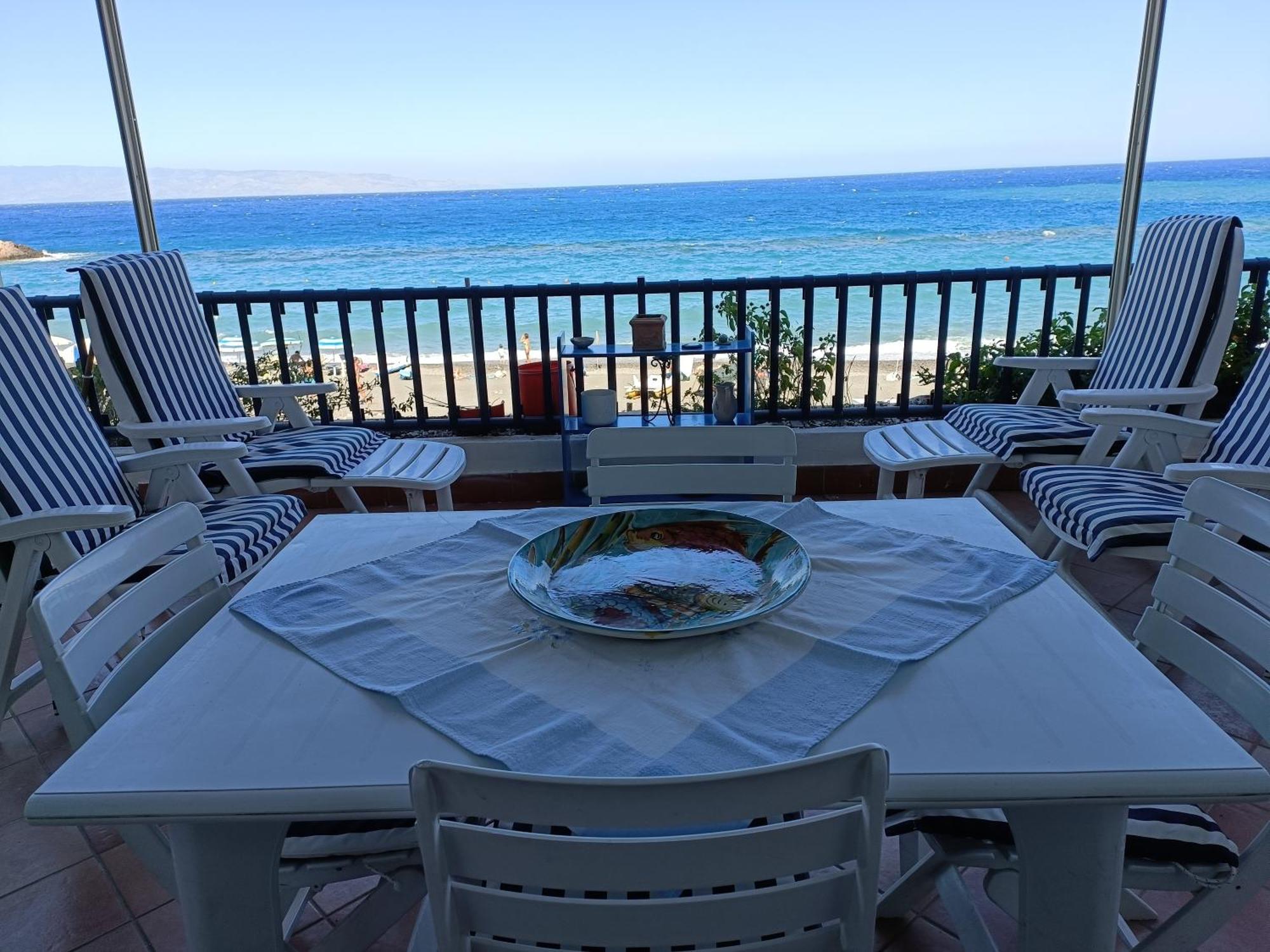 Casa Vacanze Margarita SantʼAlessio Siculo المظهر الخارجي الصورة