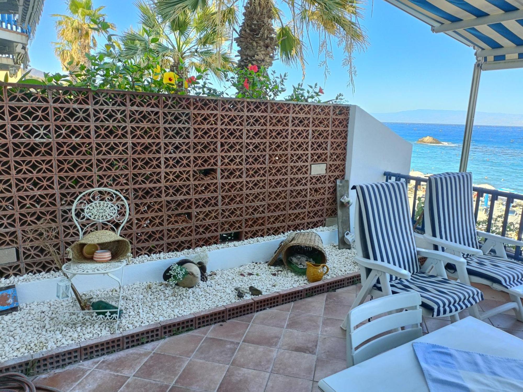 Casa Vacanze Margarita SantʼAlessio Siculo المظهر الخارجي الصورة