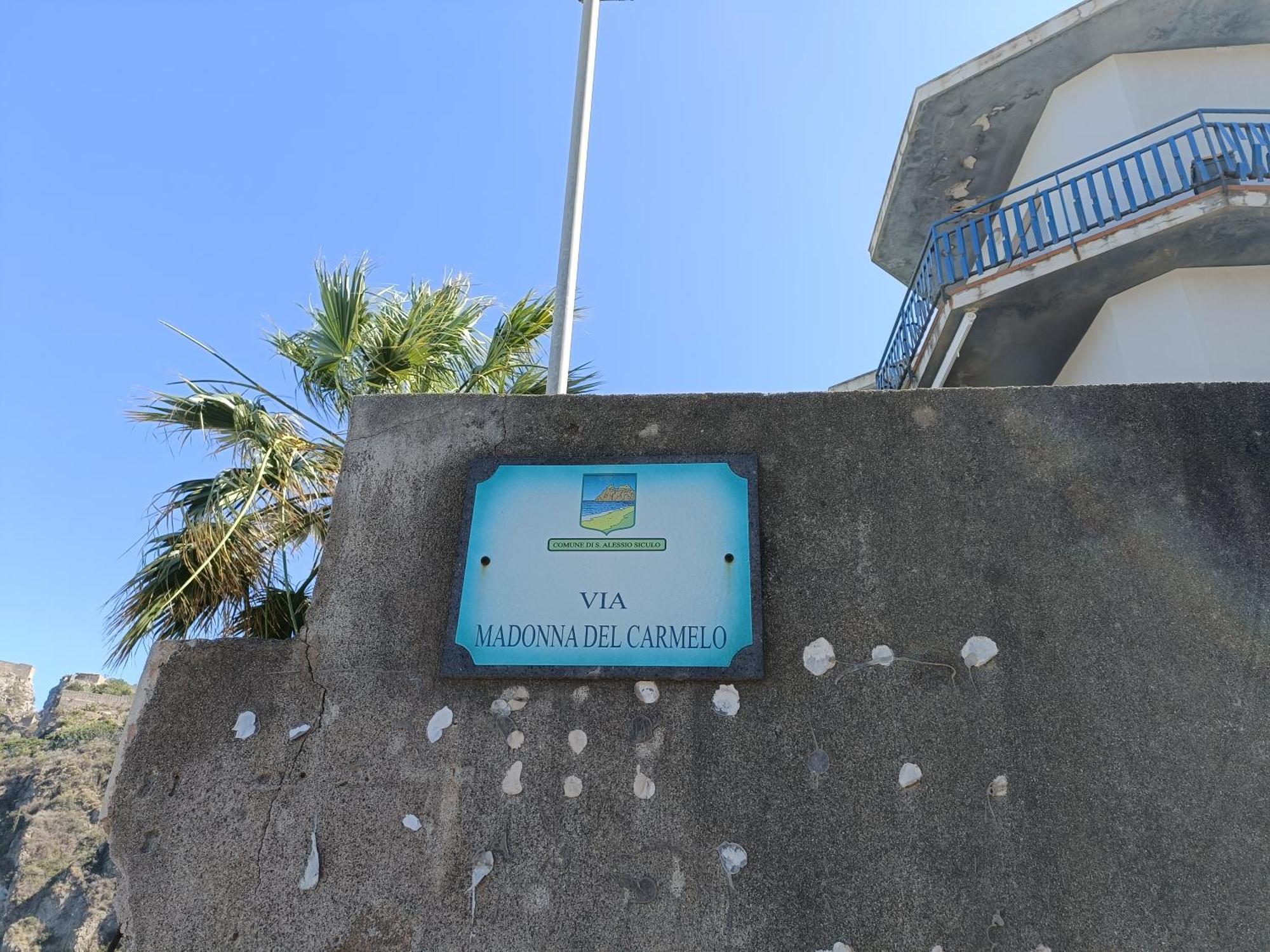 Casa Vacanze Margarita SantʼAlessio Siculo المظهر الخارجي الصورة