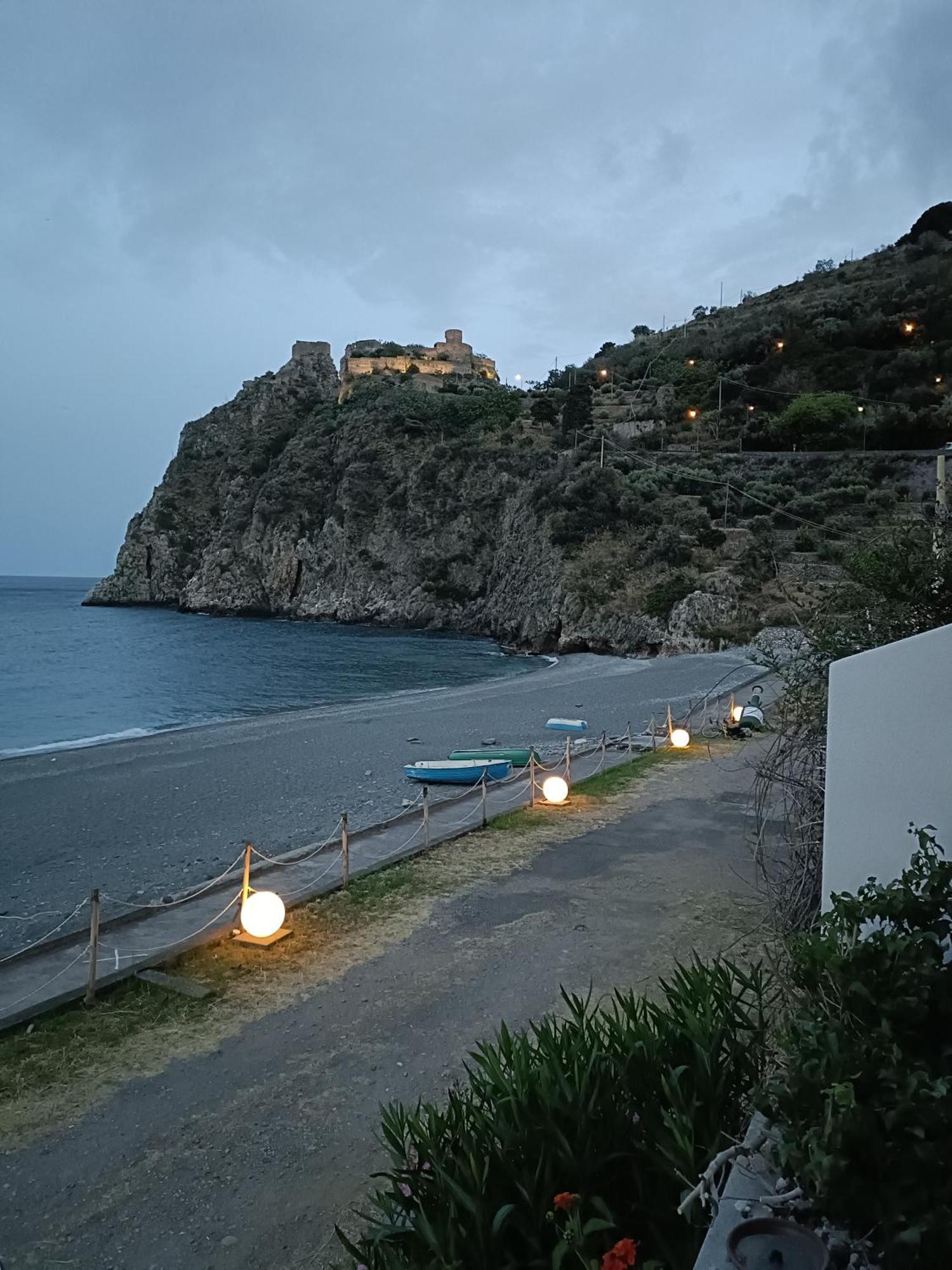 Casa Vacanze Margarita SantʼAlessio Siculo المظهر الخارجي الصورة